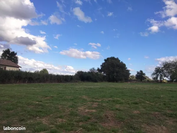 Terrain 785 m² Mizerieux