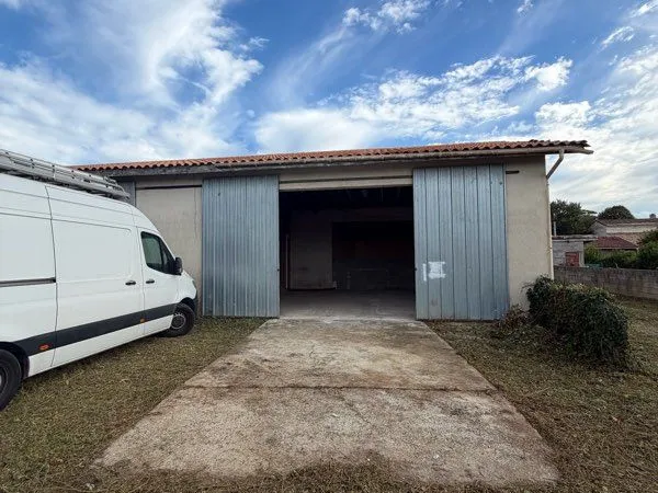 Dépôt / stockage