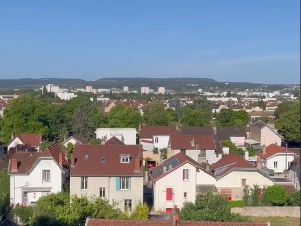 Appartement T3 rénové 63 m² - Dijon - Vue dégagée - Balcon