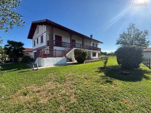 Authentique maison basque de 243m2
