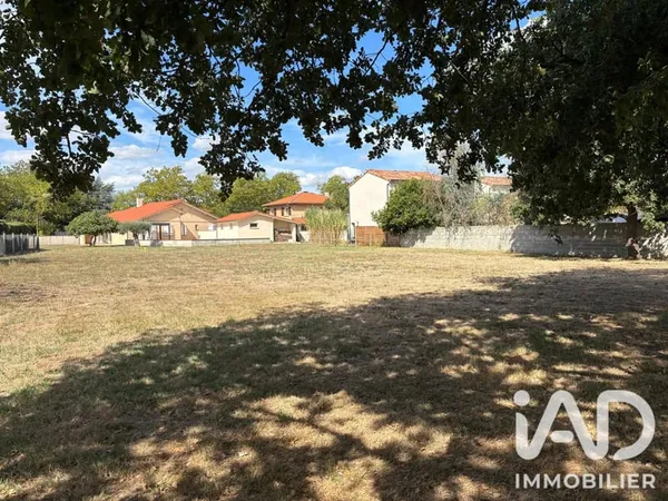 Terrain 1289 m²