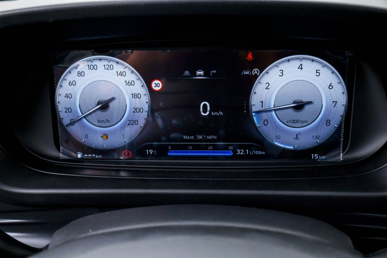 Hyundai BAYON — photo 13