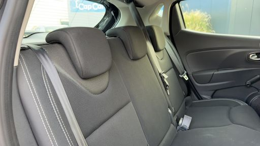 Renault Clio 0.9 TCe 90 - Business – 2019 – 118865 km – Essence – Boîte Manuelle — photo 23