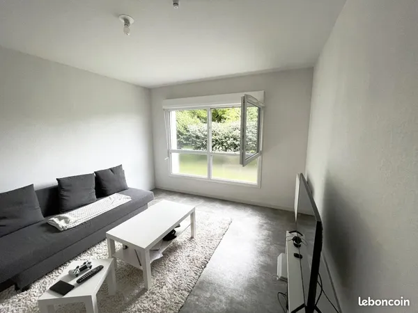 Studio 1 pièce 23 m²
