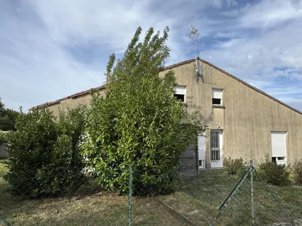 Maison 4 pièces 300 m²