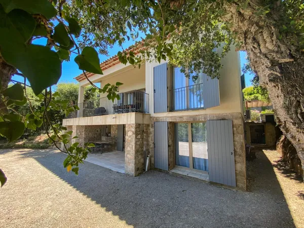 Belle opportunité, vends belle maison 5 chambres entrée Saint Tropez