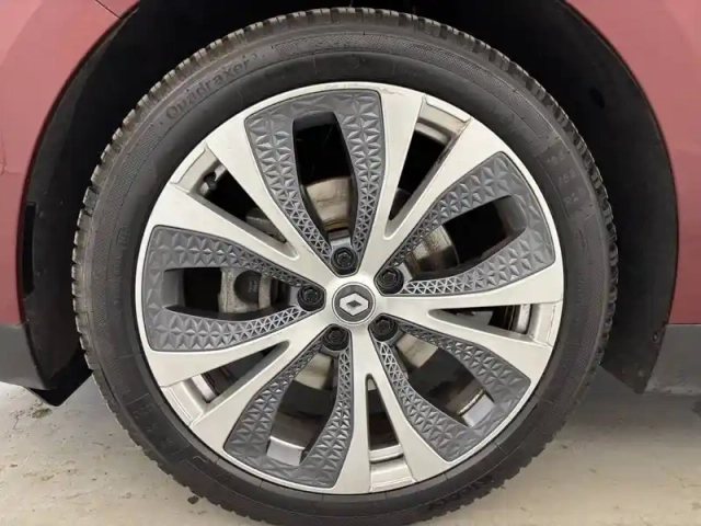 Renault Scenic dci 110 energy edc — photo 28