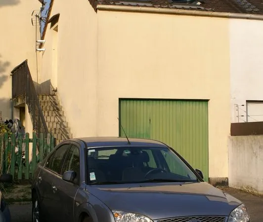 Location T1