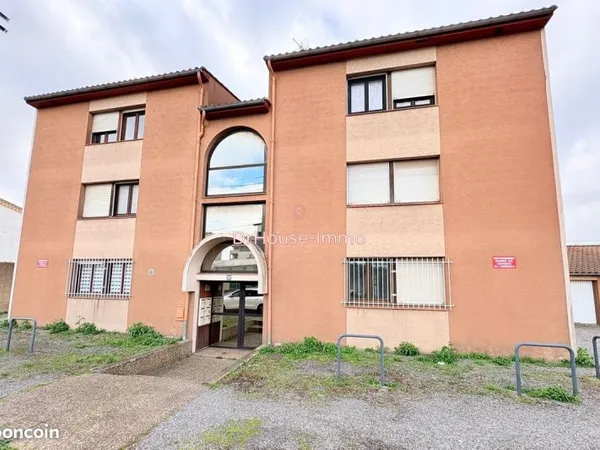 Studio 1 pièce 30 m²