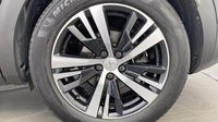 Peugeot 3008 HYBRID4 300ch GT e-EAT8 — photo 11