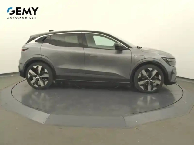 Renault Megane e-tech ev60 220 ch optimum charge — photo 19