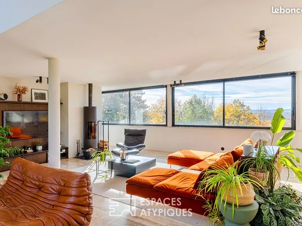 Villa 9 pièces 265 m²