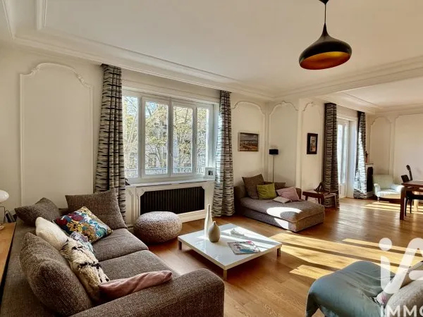 Appartement 5 pièces 140 m²