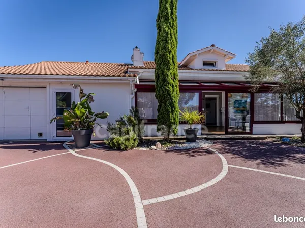 Maison 6 pièces 155 m²