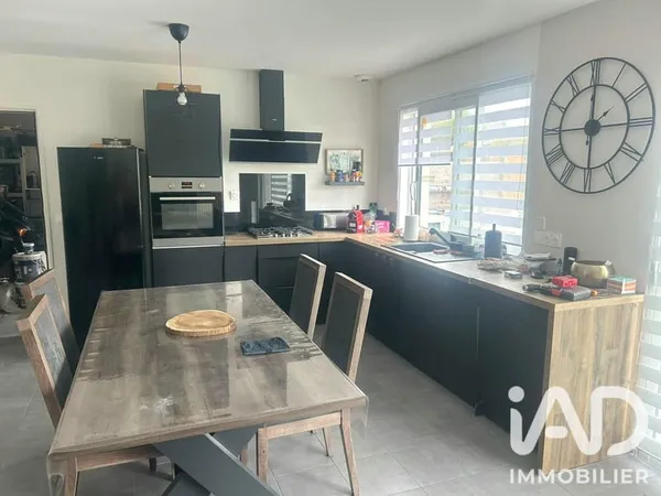 Maison 5 pièces 80 m²