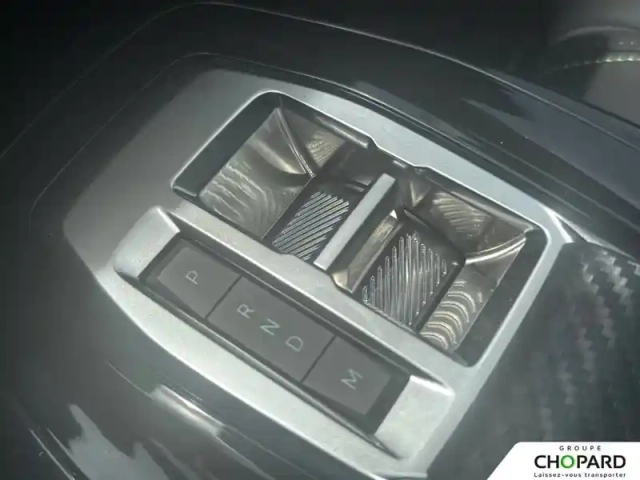 Peugeot 208 hybrid 110 e-dcs6 — photo 23
