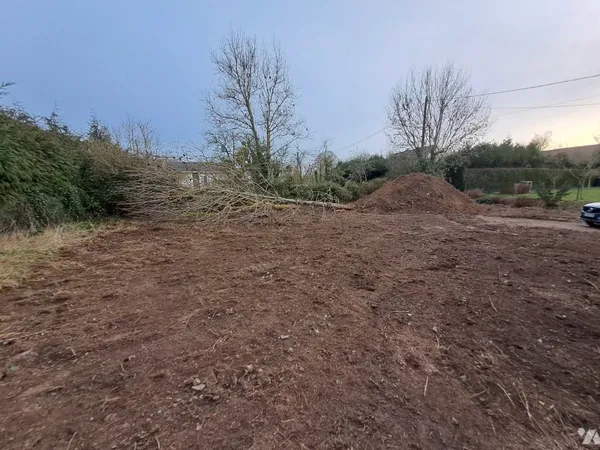 Terrain 575 m²