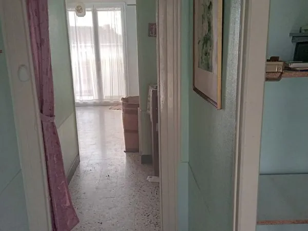 Sorgues, sur les hauteurs, appartement 75 m2, résidence tranquille