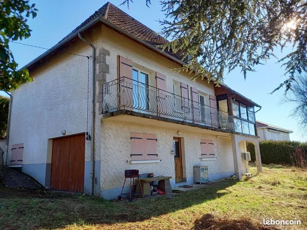 Maison 9 pièces 230 m²