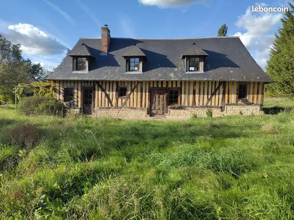Maison normande à colombages sur 6100m2 de terrain