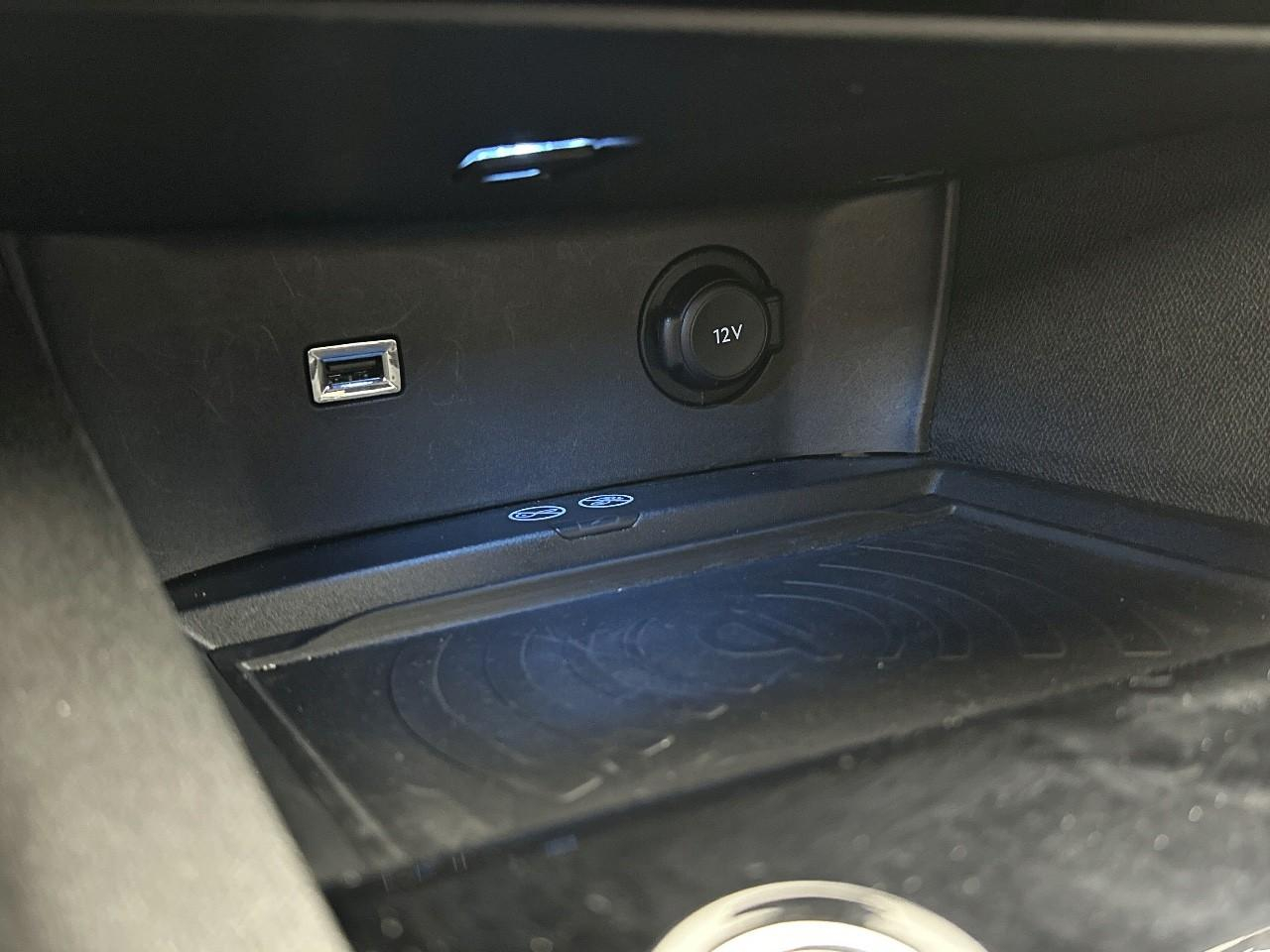 Peugeot 3008 puretech 130ch s&s eat8 gt — photo 28