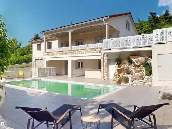 Maison 9 pièces 89 m²
