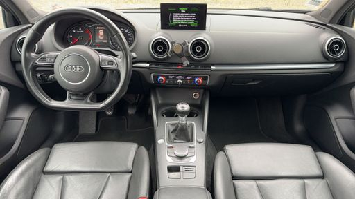 Audi A3 Limousine 2.0 TDI 184 - Ambition – 2015 – 154464 km – Diesel – Boîte Manuelle — photo 32