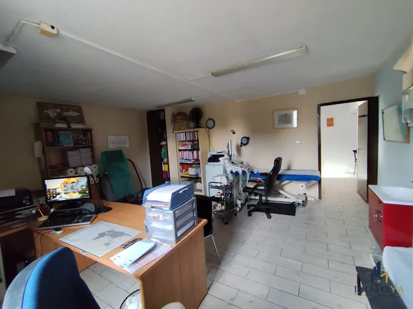 Cabinet médical de 52m² à Saint-Égrève