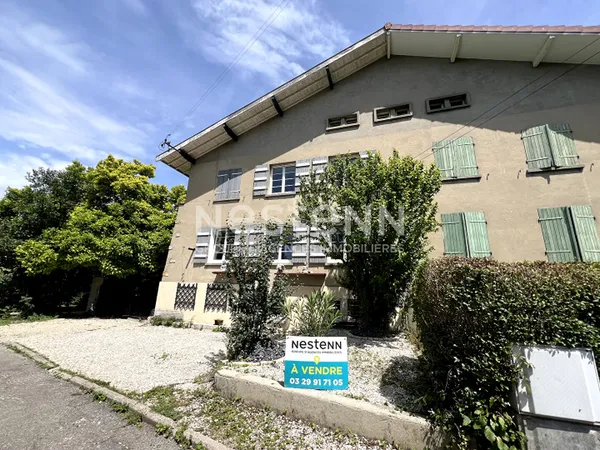 BAR LE DUC : Maison familiale 110 m² , 5 pièces, 4 chambres, proche lycée