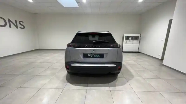 Peugeot 2008 puretech 100 s&amp;s bvm6 — photo 6