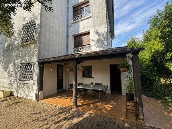 Immeuble 350 m²