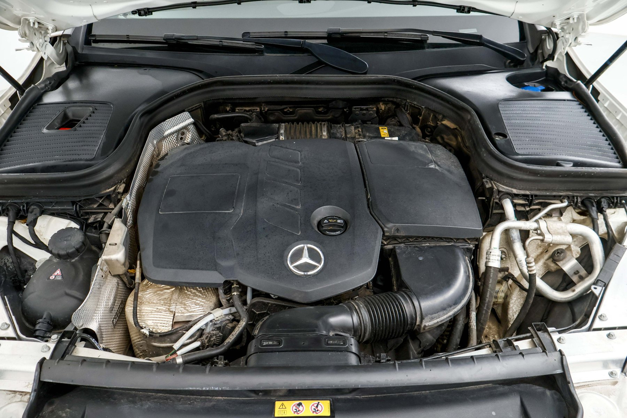 Mercedes GLC — photo 34