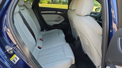 Audi S3 2.0 TFSi 300 Quattro S-Tronic6 - S – 2014 – 156564 km – Essence – Boîte Automatique — photo 21