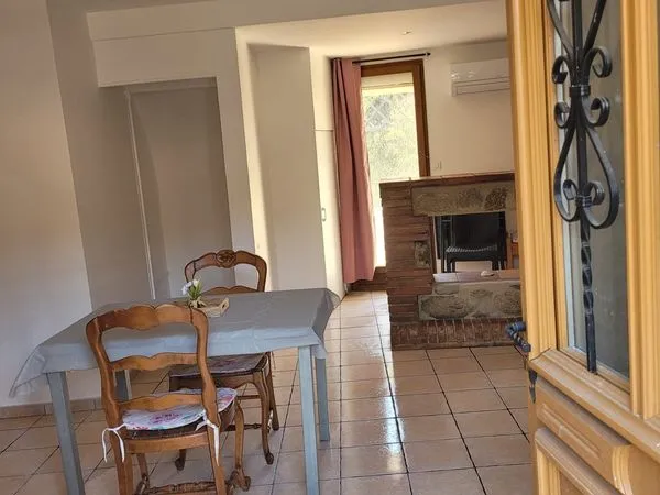 Charmant studio proche de Céret