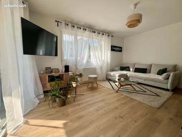 3 pièces . 69 m2 . Crac'h 56950