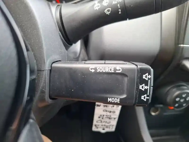 Renault Clio sce 65 — photo 40