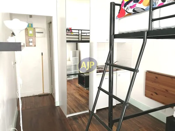 Appartement Paris 1 pièce(s) 13.11 m2