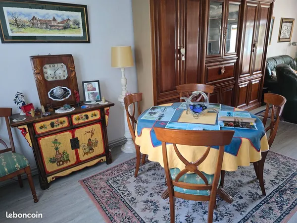Maison à étage mitoyenne