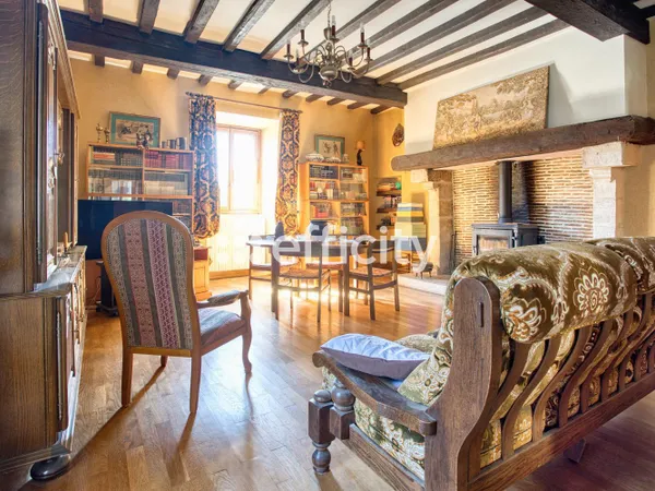 Maison 6 pièces 210 m²