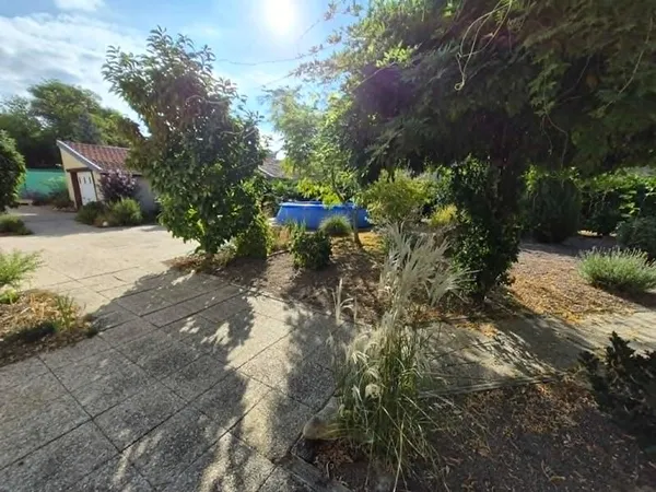 Maison de charme à vendre à Vaudrémont, havre de paix et d'élégance