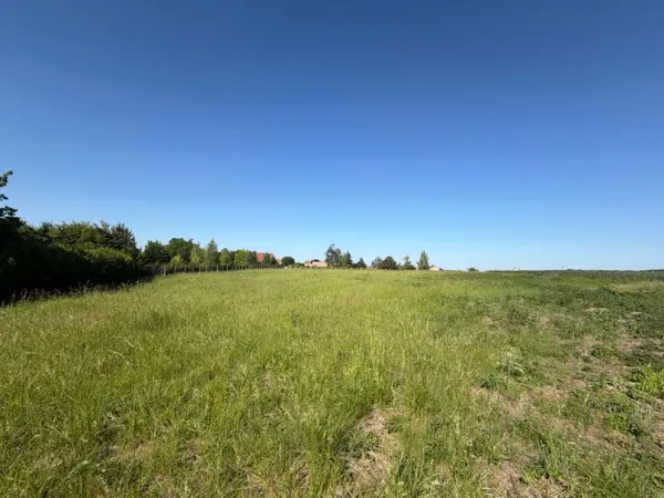 Terrain 605 m²