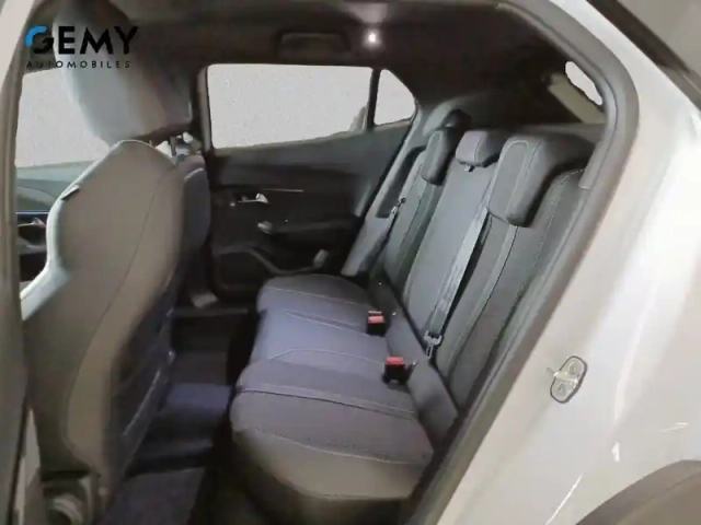 Peugeot 2008 hybrid 145 e-dcs6 — photo 44