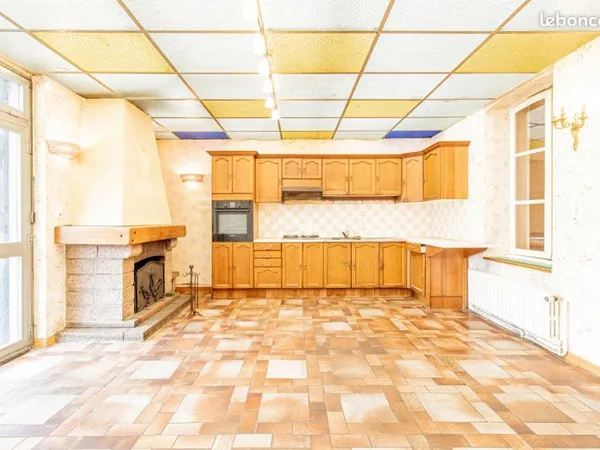 Maison 10 pièces 200 m²