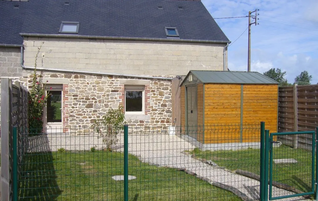 Photo 1