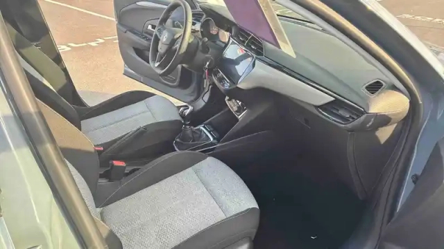 Opel Corsa 1.2 turbo 100 ch bvm6 — photo 35