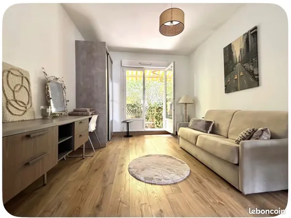 Studio meublé avec jardin privatif
