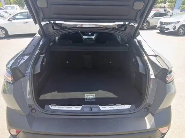 Peugeot 408 plug-in hybrid 240 ch e-dcs7 — photo 6