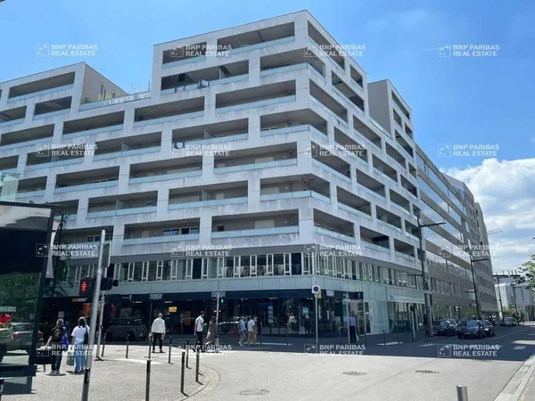 Bureaux 220 m²