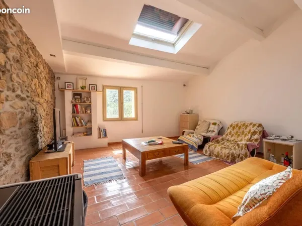 Propriété 4 pièces 85 m²