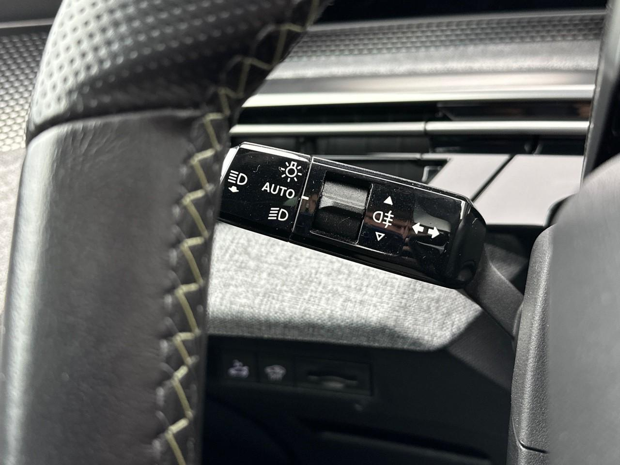 Peugeot 3008 electrique 210 ch 73 kwh gt — photo 16